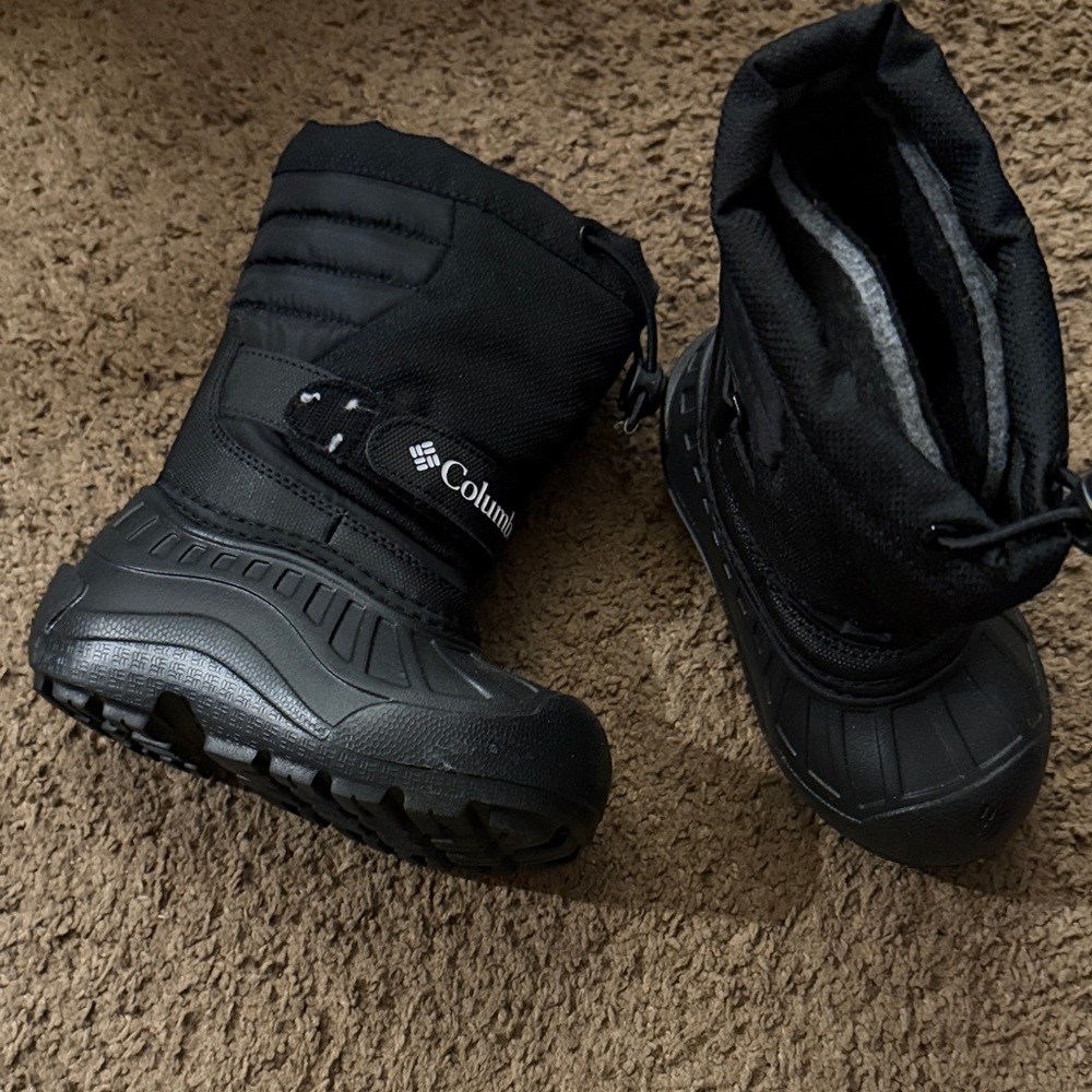 Columbia Kids' Black Insulated Snow Boots